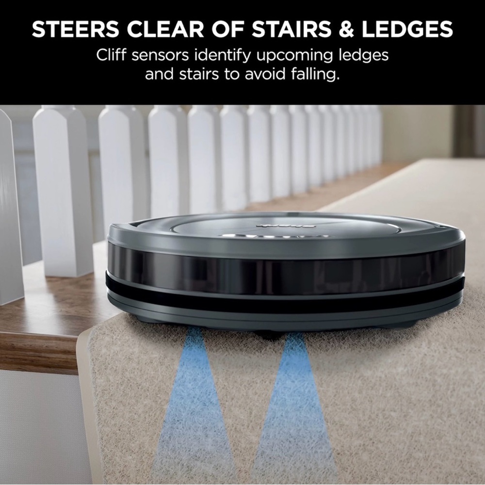 Shark® ION Robotic Vacuum (RV772) - Picture 4 of 6
